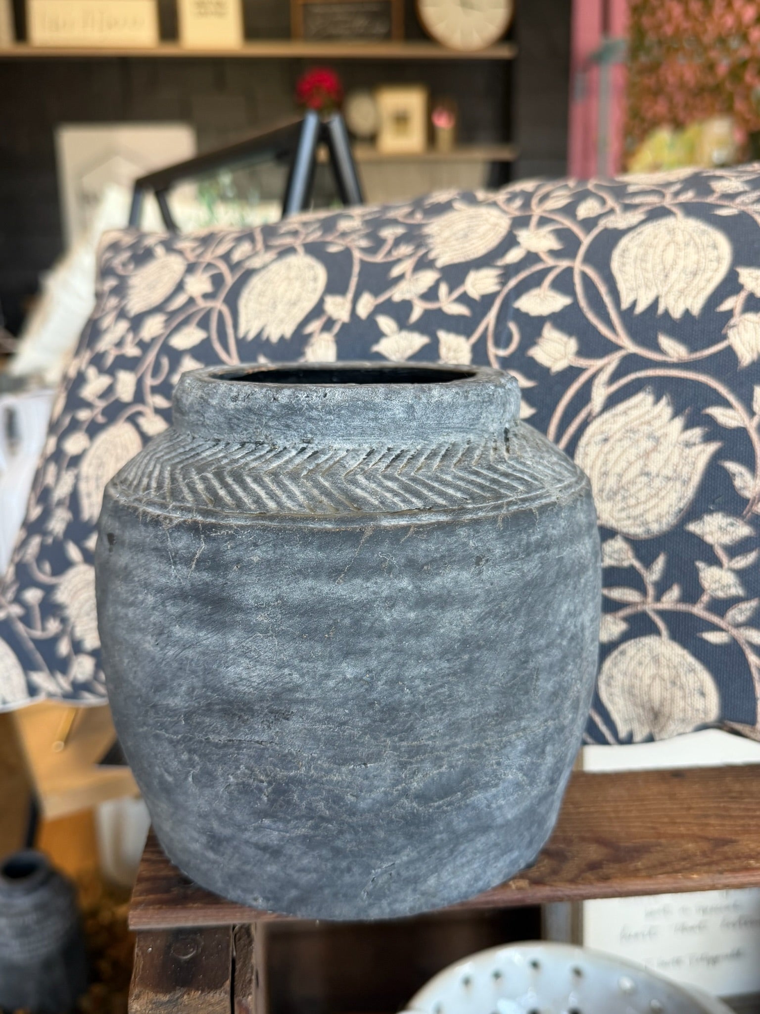 Winnie Charcoal Vase